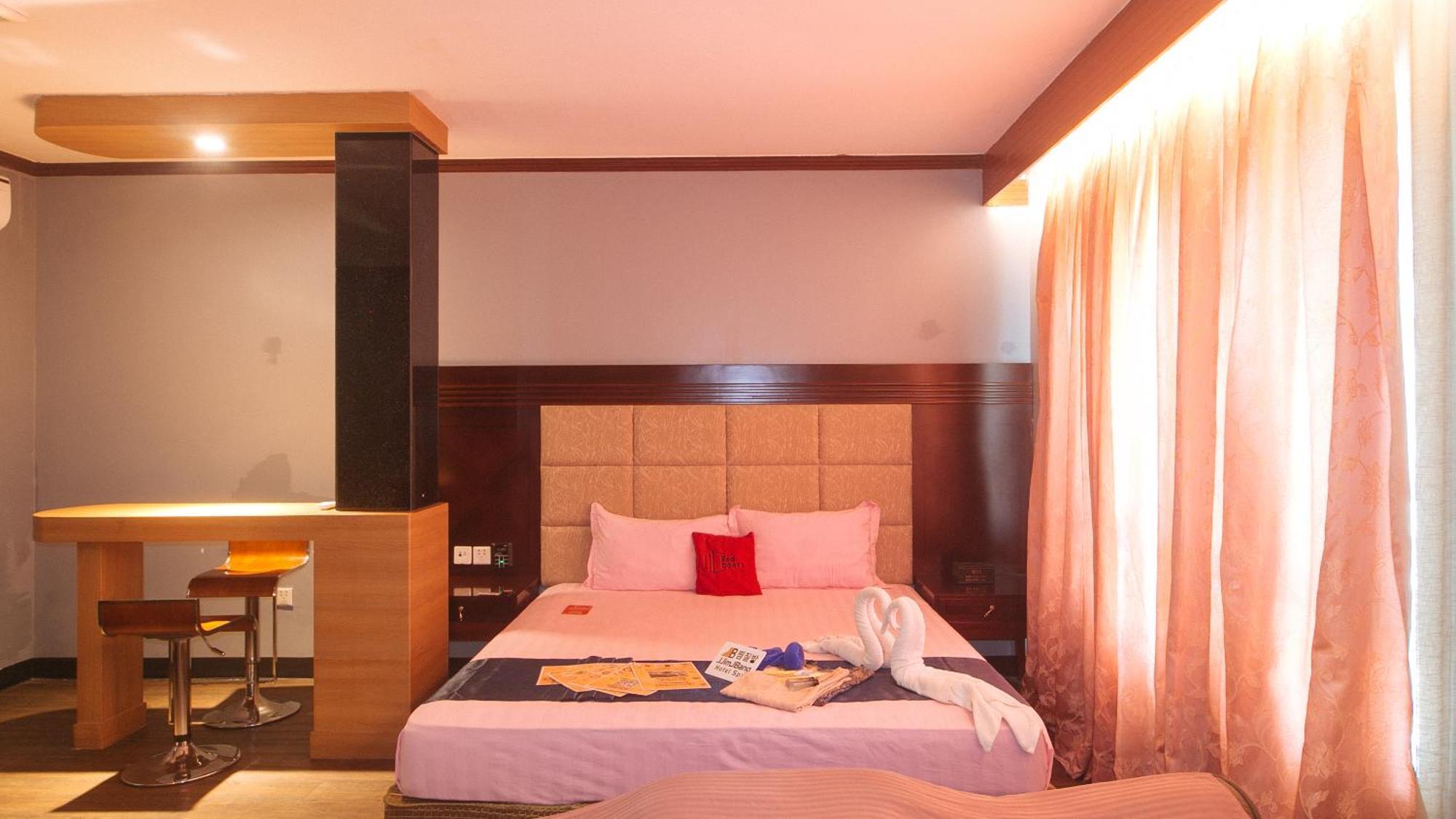 Reddoorz Premium At Jjimjbang Hotel Spa Манила Экстерьер фото